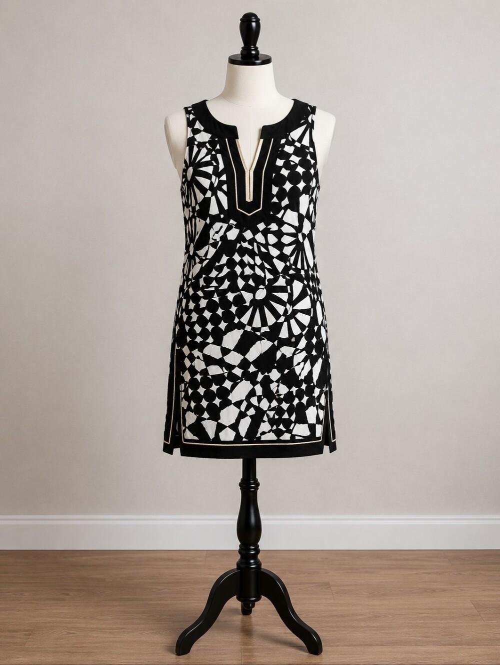 White House Black Market XS Sleeveless Tunic Dress Black White Geometric Stretch